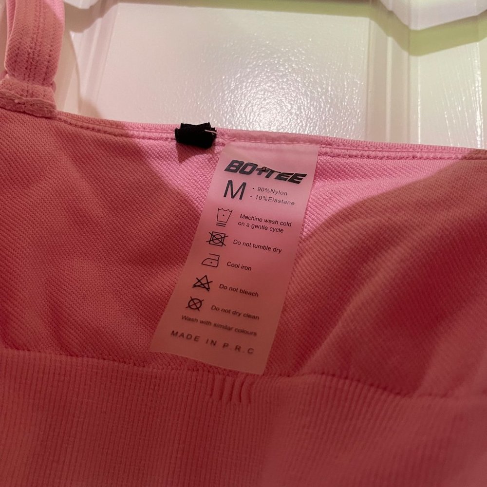 Bo+Tee Seamless Plunge Neck Sports Bra - Picture 2 of 4